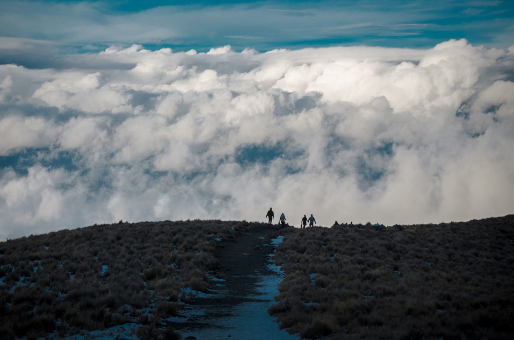 caminando-entre-las-nubes-2023-11-27-05-31-21-utc